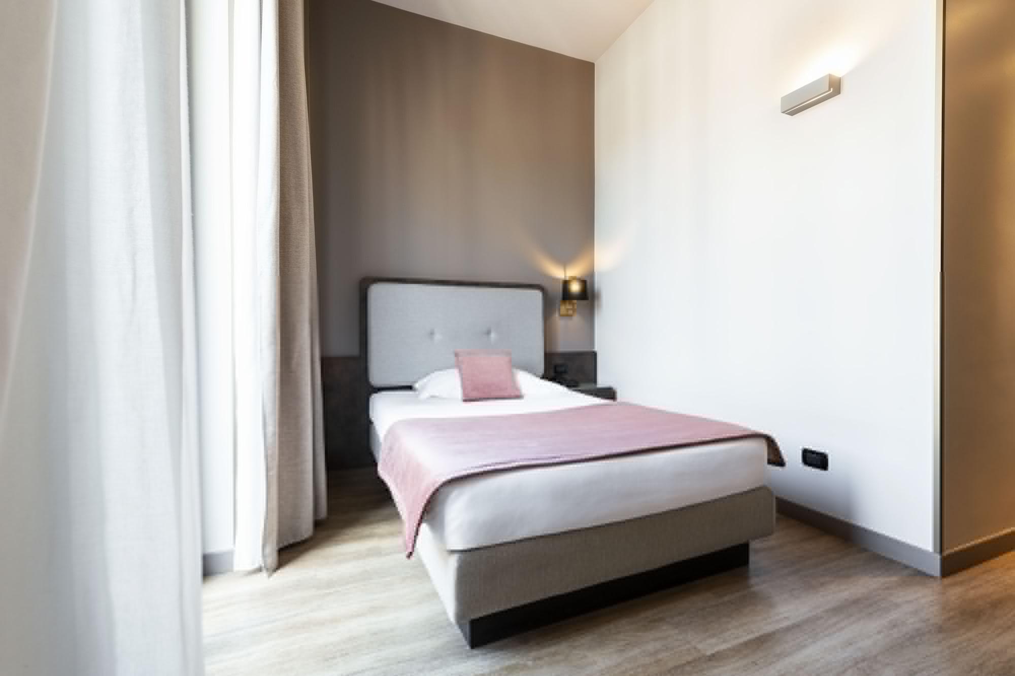 Mokinba Hotels King Milán Exteriér fotografie
