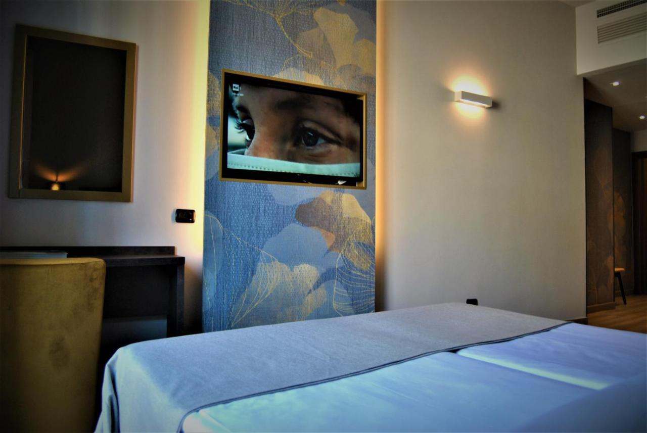 Mokinba Hotels King Milán Exteriér fotografie