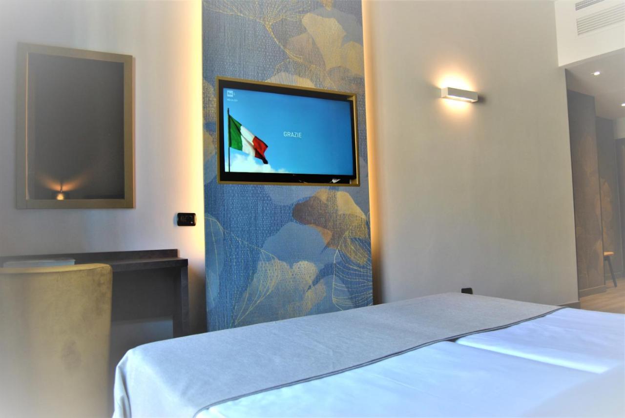 Mokinba Hotels King Milán Exteriér fotografie